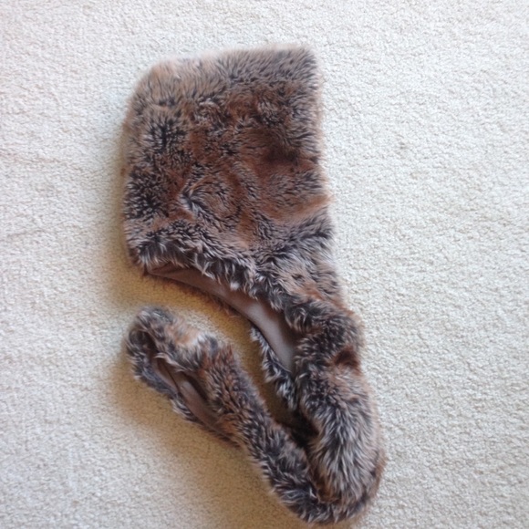 Festival Hood - Picture 3 of 4